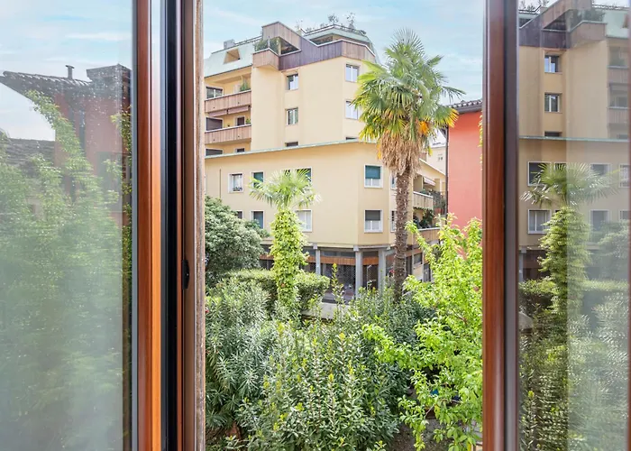 Easylife - Como - Coloniola 32 - Lago Di Como Апартаменты *