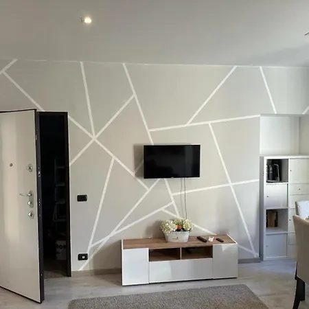 Joivy Cute 1-bedroom Flat Next To Appartement Como